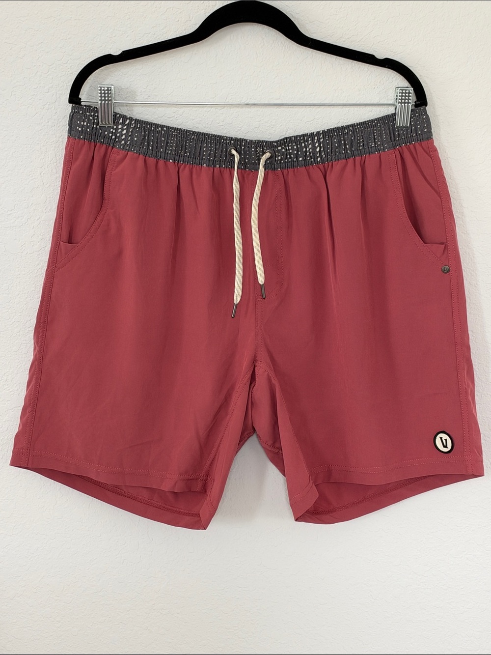 Vuori Men’s XL Brick Red Lined Performance Shorts 7” Inseam Drawstring